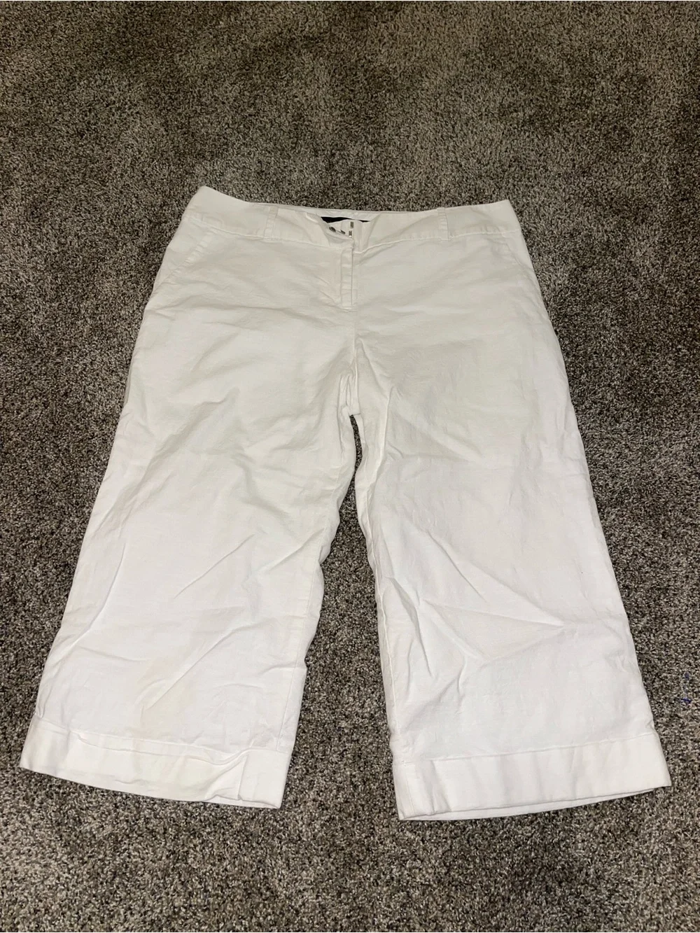 The Limited White Cropped Pants